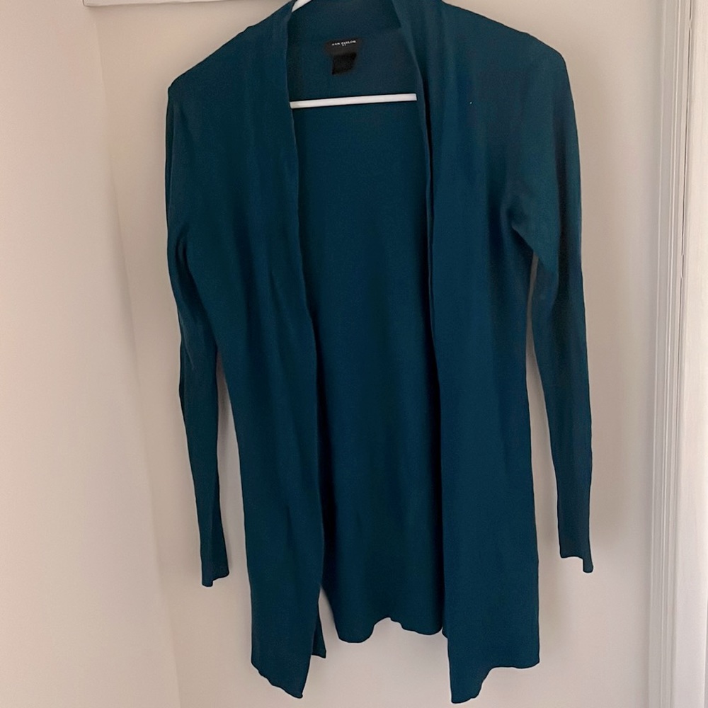 Size medium - Picture 1 of 2